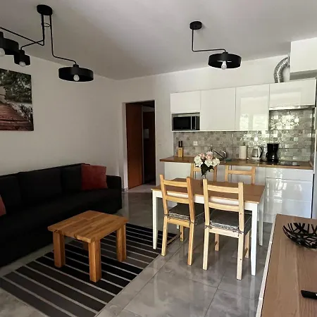 Enklawa Przy Plaży - Szklane