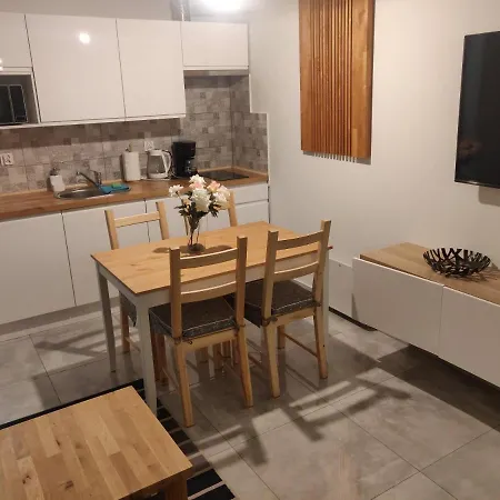 Apartament Enklawa Przy Plaży - Szklane